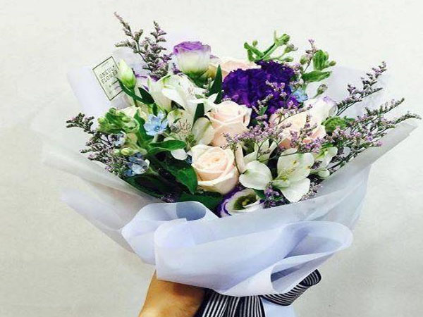 फूलों का गुलदस्ता