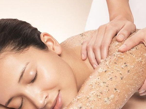 बॉडी स्क्रब