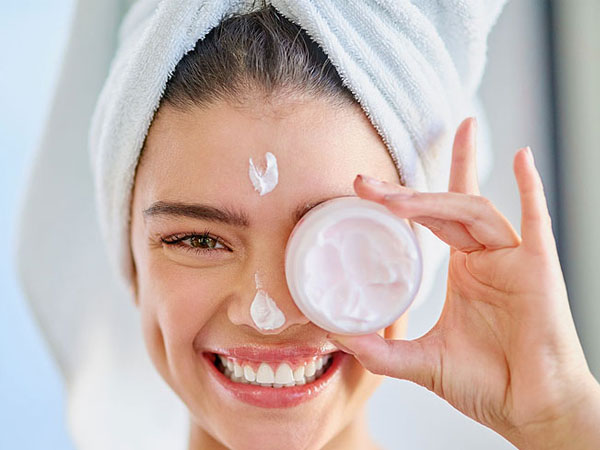 मॉइश्चराइजर