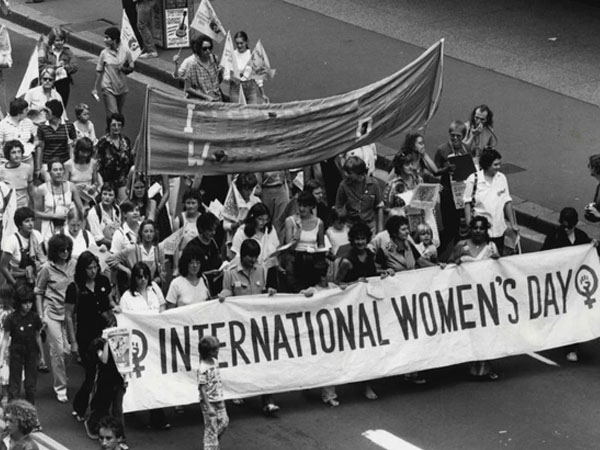 कुछ यूं हुई शुरूआत