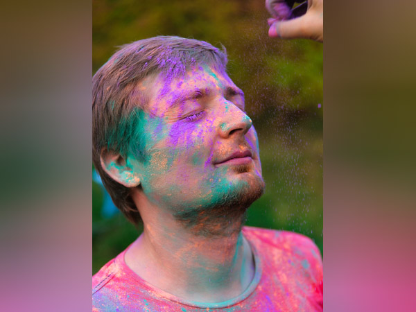 1. मॉइश्चराइजर 