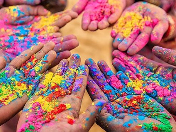 4. नेचुरल मास्क का इस्तेमाल करें