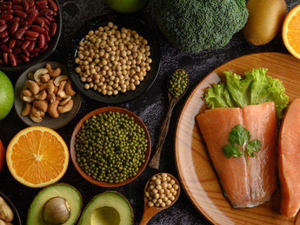 अधिक प्रोटीन खाएं 