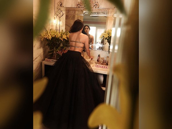 Sara Ali Khan Looks Elegant In Manish Malhotra Latest Nooraniyat 2021 Collection