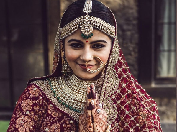 मीडियम साइज की नथ