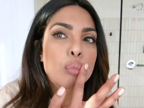 ऑलिव ऑयल लिप्स स्क्रब