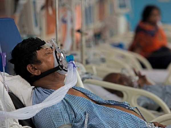 कोरोना लक्षण दिखने पर क्या न करें कोरोना लक्षण दिखने पर क्या न करें