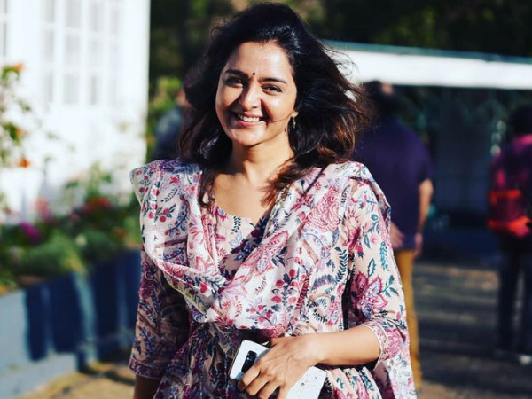 खूबसूरत स्माइल