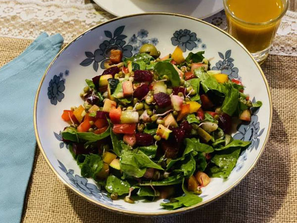 डिनर में खाती है खिचड़ी