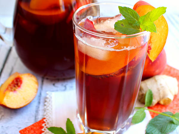 जिंजर पीच आइस्ड टी