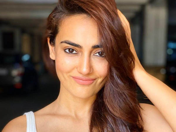 बेसन पैक का इस्तेमाल 