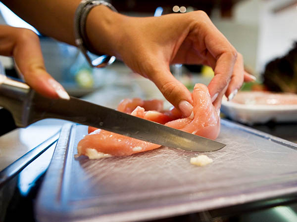 कितने तापमान पर पकाना चाह‍िए मीट?