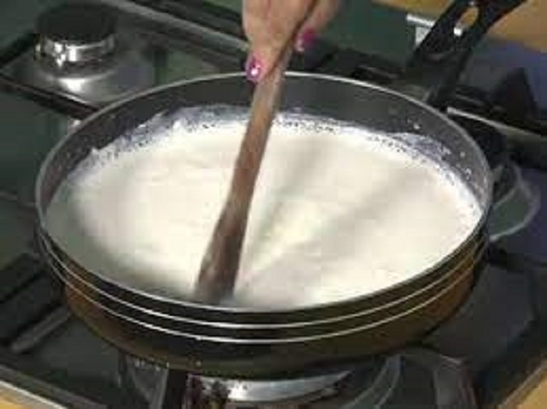 गर्मियों में कैसे दूध फटने से बचाएं