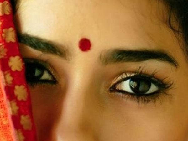 एलर्जी से राहत पाने के लिए कुमकुम का इस्तेमाल करें