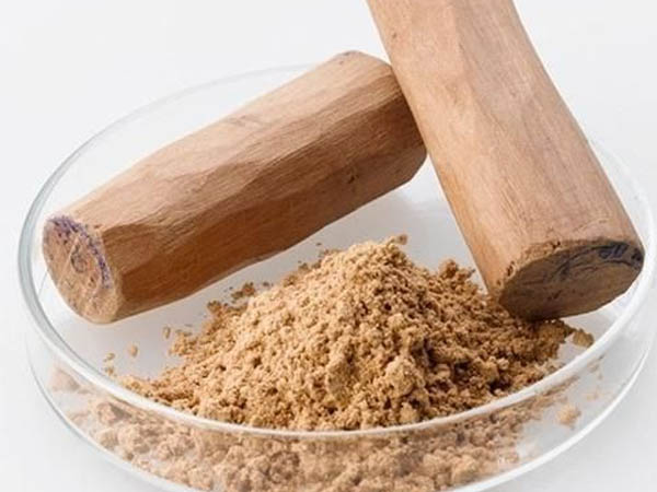 चंदन पाउडर