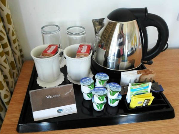 होटल रुम में फेशियल करने के लिए जरुरी सामान