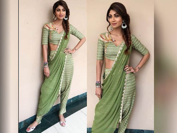 धोती स्टाइल साड़ी