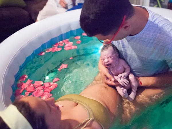 क्या है वाटर बर्थ डिलीवरी 