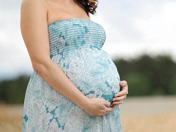 इन लोगों को नहीं करना चाहिए नेल रबिंग