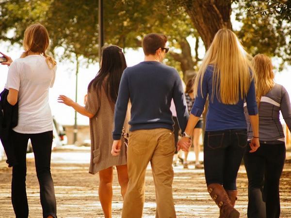 फ्रेंडशिप डे की शुरुआत कैसे हुई थी?