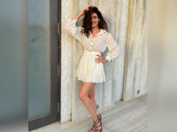 Mouni Roy and Karishma Tanna