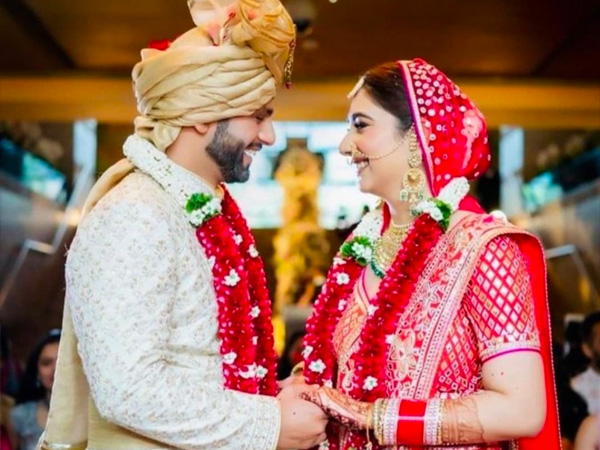 Rahul and Disha Are Now Married; See Wedding Pothos of Newlyweds