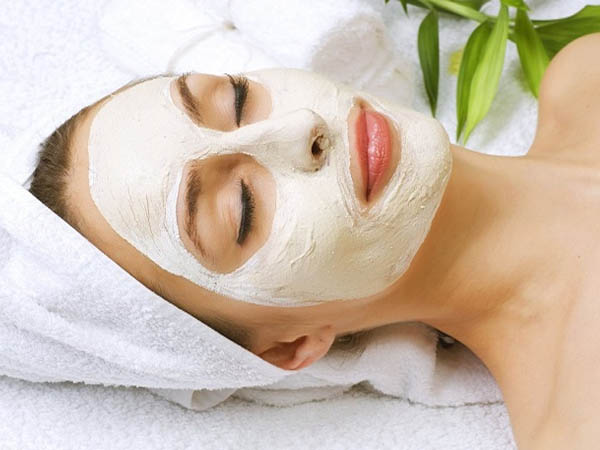 त्वचा के हिसाब फेस मास्क का इस्तेमाल