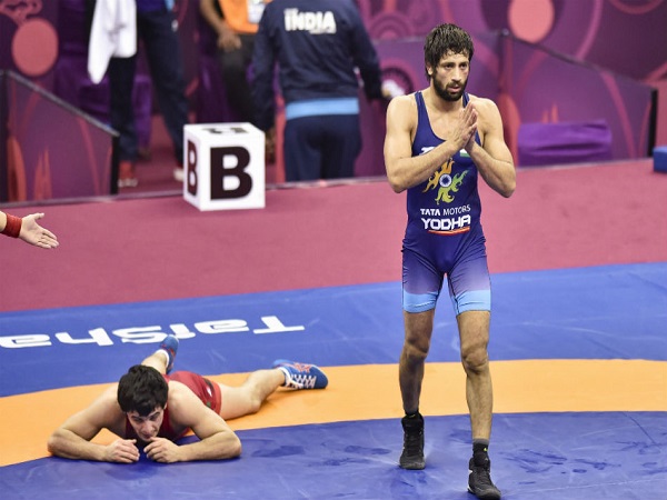 महत्वपूर्ण पदक किये अपने नाम