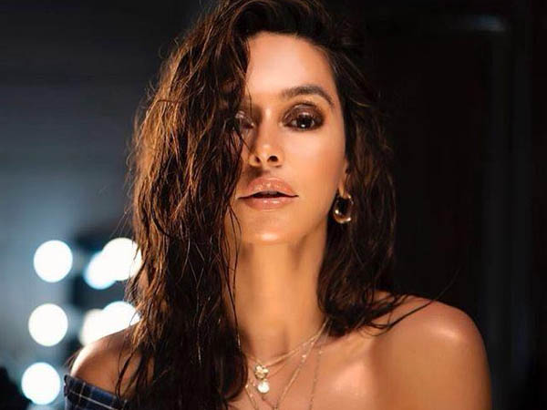 मेकअप रिमूव