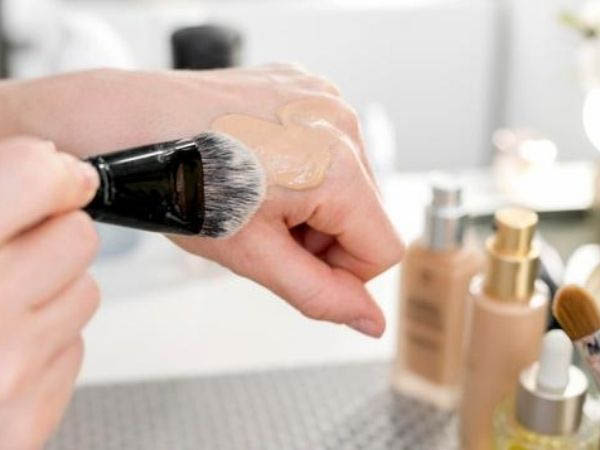 सिलिकॉन बेस्ट फाउंडेशन