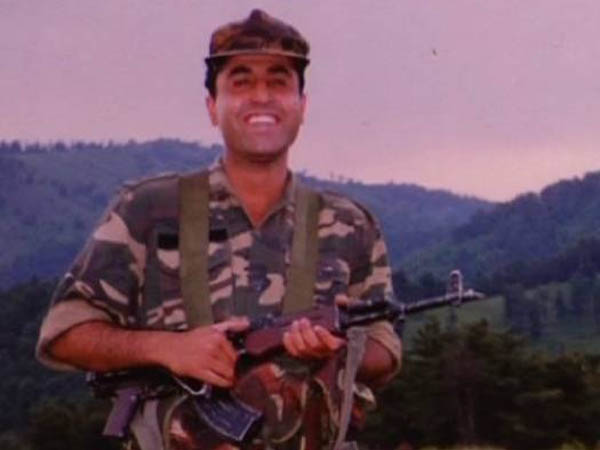 इस तरह हुए सेना में शामिल