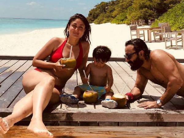 रेड बिकिनी में करीना कपूर 