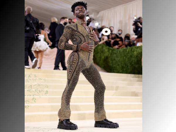 बॉडीकॉन आउटफिट