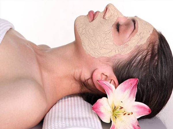 मुल्तानी फेस पैक हटाने का सही तरीका