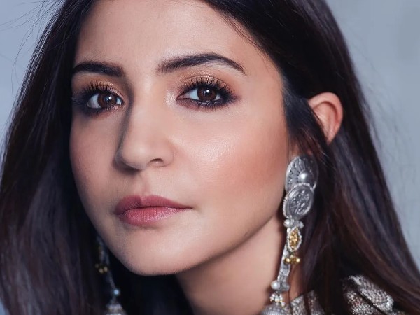 Hooded Eyes हुडेड आईज कैसी होती है