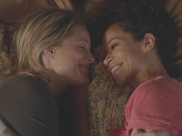 महिलाओं में रुचि दिखाना