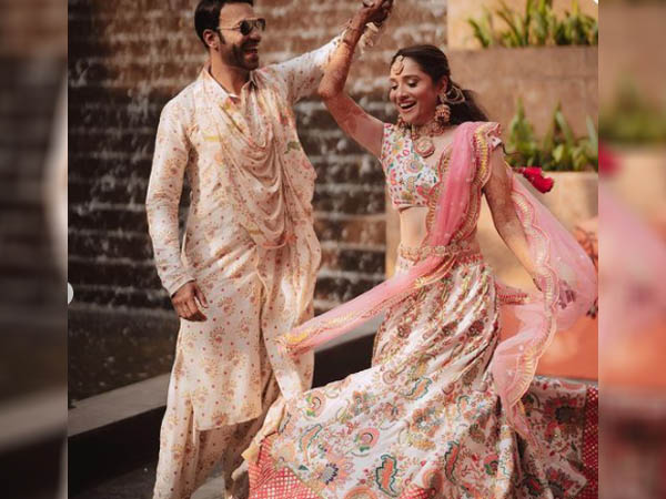 अंकिता लोखंडे मेहंदी सेरेमनी लुक