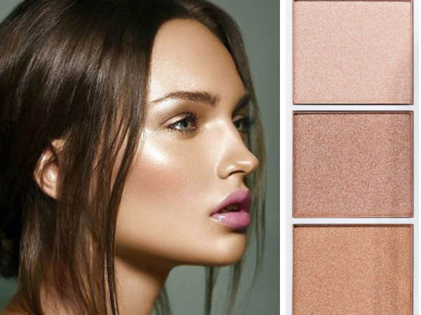 फाउंडेशन के साथ इस्तेमाल करें हाइलाइटर 