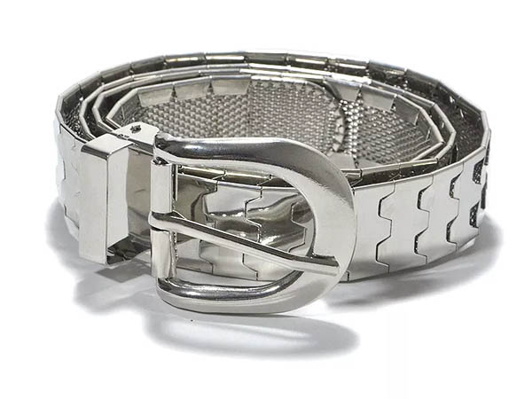 चमकदार बेल्ट