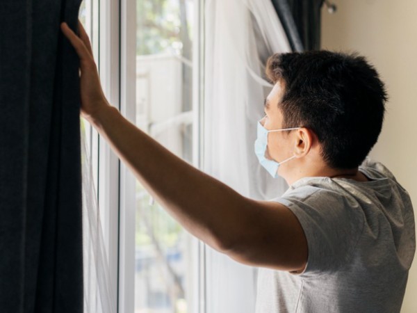 Covid Omicron Surge: Centre issues new guidelines for home isolation of mild, asymptomatic COVID-19 patients Covid Omicron Surge: Centre issues new guidelines for home isolation of mild, asymptomatic COVID-19 patients