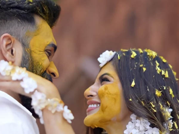 मौनी रॉय और सूरज नाम्बियार की पहली मुलाकात 