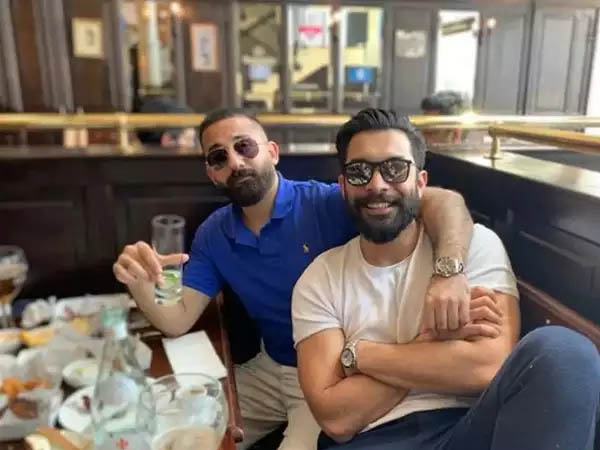 सूरज नाम्बियार का शौक 