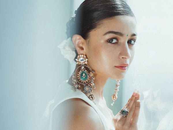 बिग साइज इयररिंग्स