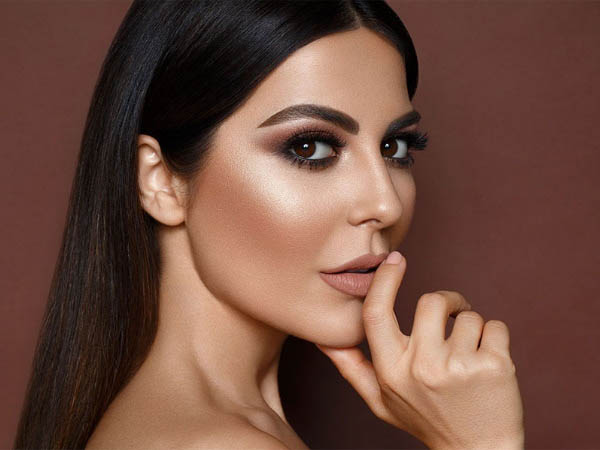 फ्लॉलेस स्किन 