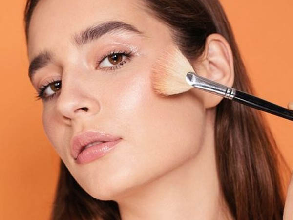 हाइलाइट ब्रश