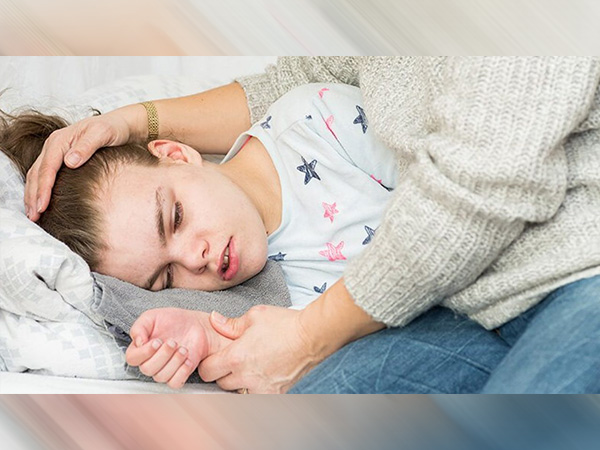 मिर्गी के दौरे आने पर ये काम करें