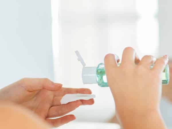 रेटिनॉल और अल्फा हाइड्रोक्सी एसिड 