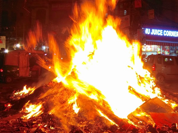 होलिका दहन विधि होलिका दहन विधि