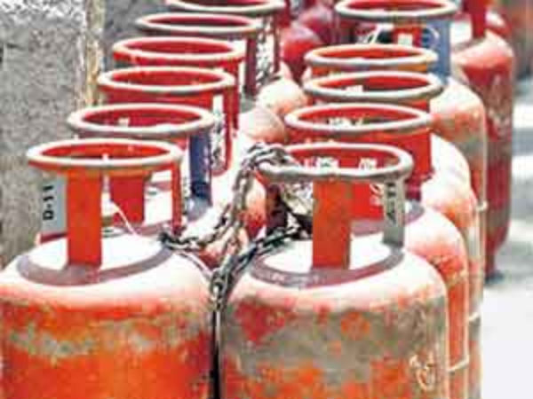 How to Check Gas Cylinder Level with wet cloth in hindi How to Check Gas Cylinder Level with wet cloth in hindi