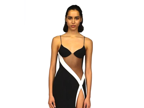 Sara Ali Khan Flaunts Her Style In Black Thigh Slit Dress In Hindi